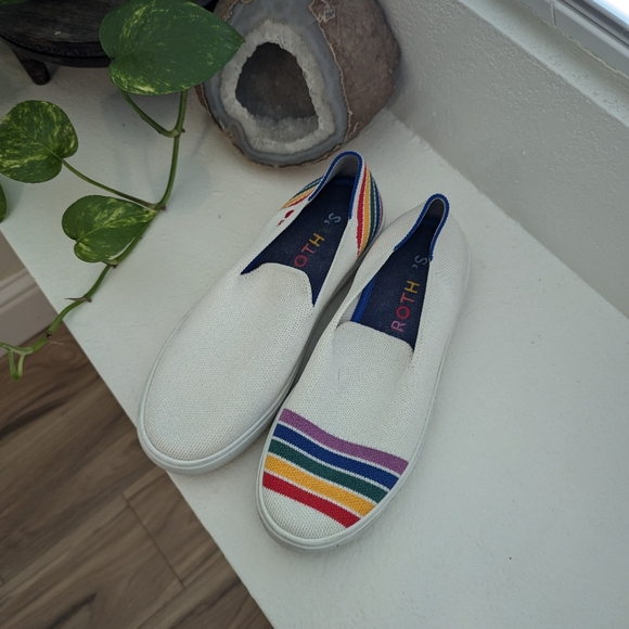 Rothy’s 6 Rainbow SF Pride Sneaker - Picture 4 of 8